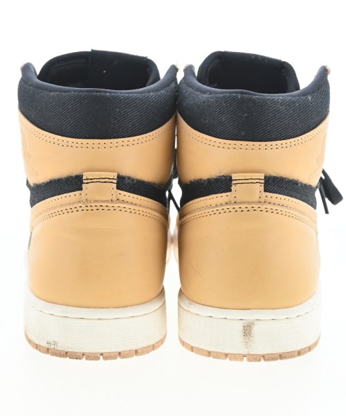 NIKE（ナイキ）スニーカー ベージュ サイズ:28cm メンズ/2200713424065