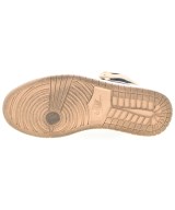 NIKE（ナイキ）スニーカー ベージュ サイズ:28cm メンズ/2200713424065