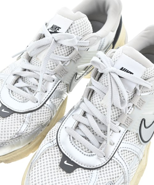 NIKE（ナイキ）スニーカー 白 サイズ:25cm レディース/2200714146010