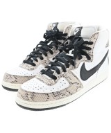 NIKE スニーカー