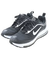 NIKE スニーカー
