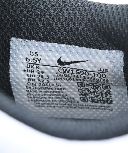 NIKE（ナイキ）スニーカー 黒 サイズ:24.5cm レディース/2200711338081