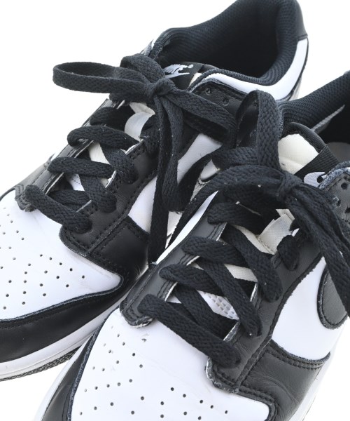 NIKE（ナイキ）スニーカー 黒 サイズ:24.5cm レディース/2200711338081