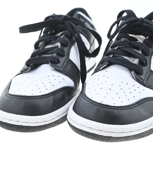 NIKE（ナイキ）スニーカー 黒 サイズ:24.5cm レディース/2200711338081