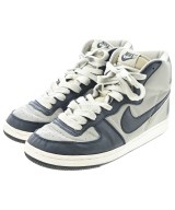 NIKE スニーカー