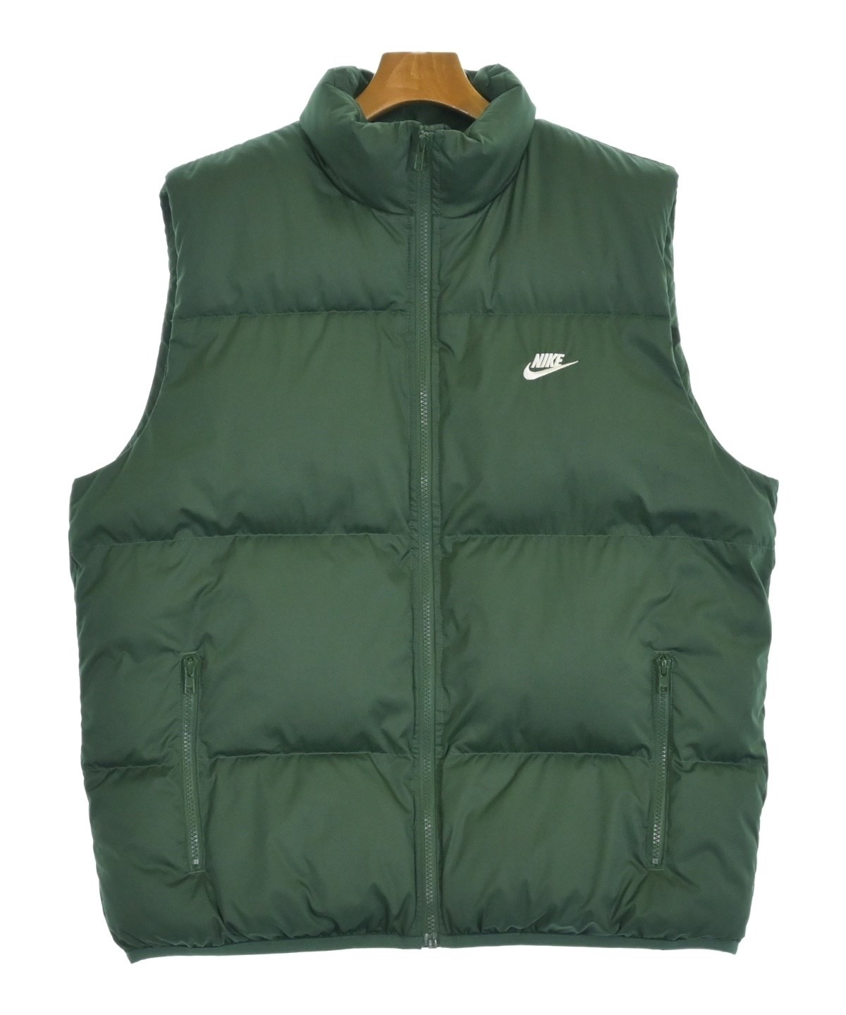 ナイキ ダウンベスト グリーン M NIKE（ナイキ）ダウンジャケット/ダウンベスト 緑 サイズ:L メンズ