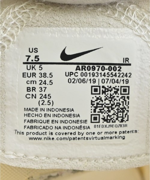 NIKE（ナイキ）スニーカー 白 サイズ:24.5cm レディース/2200716941132