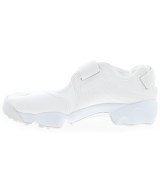 NIKE（ナイキ）スニーカー 白 サイズ:24cm レディース/2200717292165