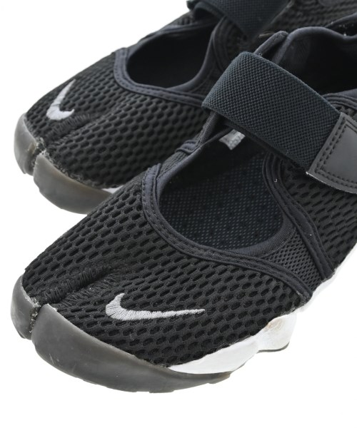 NIKE（ナイキ）スニーカー 黒 サイズ:23cm レディース/2200717292196