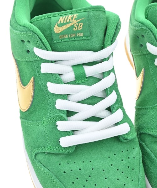 NIKE（ナイキ）スニーカー 緑 サイズ:28cm メンズ/2200718170349