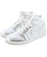 NIKE スニーカー