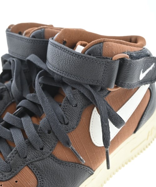 NIKE（ナイキ）スニーカー 茶 サイズ:26.5cm メンズ/2200715954041