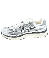 NIKE（ナイキ）スニーカー シルバー サイズ:23.5cm レディース/2200635283078