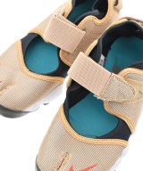 NIKE（ナイキ）サンダル ベージュ サイズ:23cm レディース/2200632638178