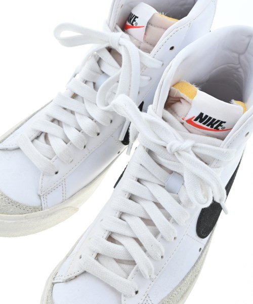 NIKE（ナイキ）スニーカー 白 サイズ:24cm レディース/2200632638185