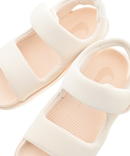 NIKE（ナイキ）サンダル ベージュ サイズ:25cm レディース/2200637544023