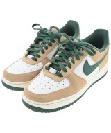 NIKE スニーカー