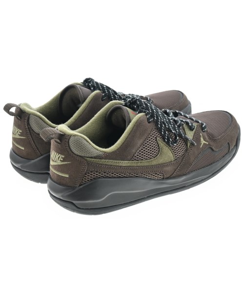 NIKE（ナイキ）スニーカー 茶 サイズ:27.5cm メンズ/2200646357010