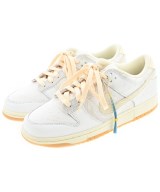 NIKE スニーカー