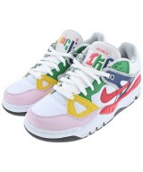 NIKE スニーカー