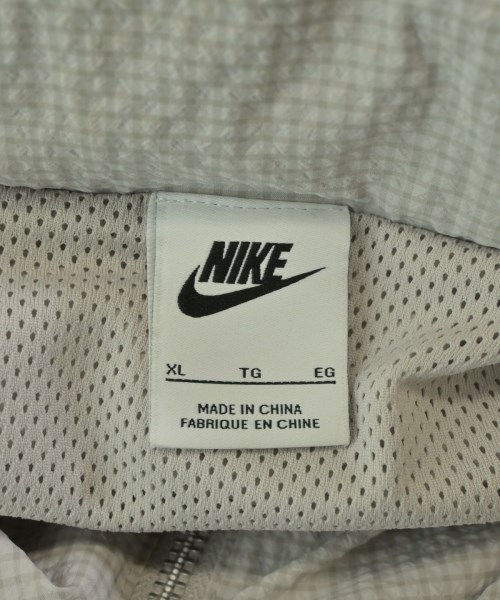 NIKE（ナイキ）マウンテンパーカー グレー サイズ:XL メンズ/2200646999012