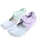 NIKE スニーカー