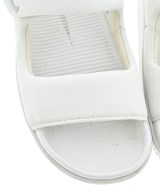 NIKE（ナイキ）サンダル 白 サイズ:25cm レディース/2200638412017