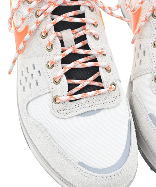 NIKE（ナイキ）スニーカー ベージュ サイズ:27cm メンズ/2200640659066