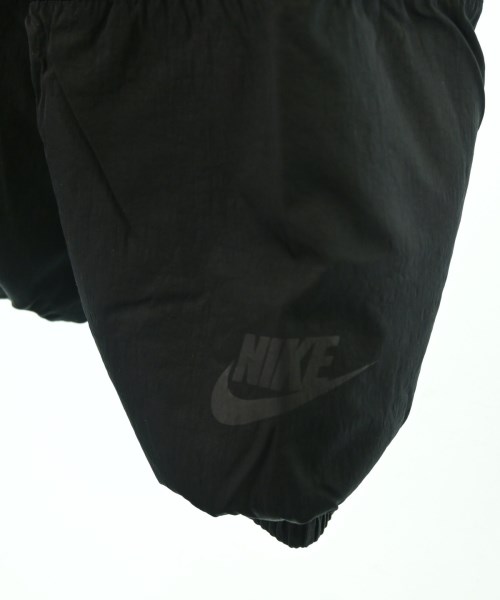 NIKE（ナイキ）ダウンジャケット/ダウンベスト 黒 サイズ:S メンズ/2200642409010