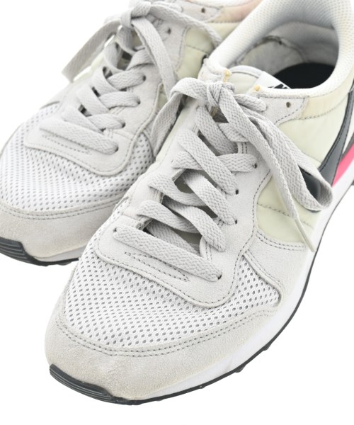 NIKE（ナイキ）スニーカー グレー サイズ:24.5cm レディース/2200648476245