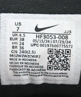 NIKE（ナイキ）スニーカー オレンジ サイズ:24cm レディース/2200650130012