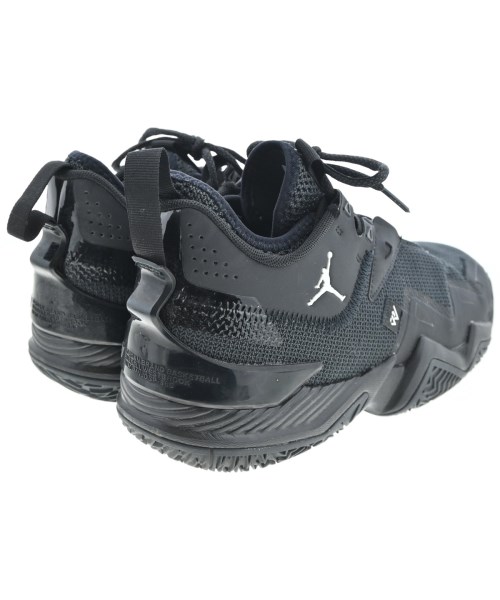 NIKE（ナイキ）スニーカー 黒 サイズ:28cm メンズ/2200640395025