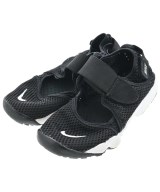 NIKE スニーカー