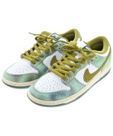 NIKE スニーカー