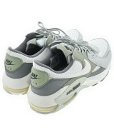 NIKE（ナイキ）スニーカー カーキ サイズ:25cm レディース/2200637144414