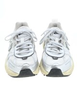 NIKE（ナイキ）スニーカー 白 サイズ:24cm レディース/2200643808232