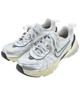 NIKE スニーカー