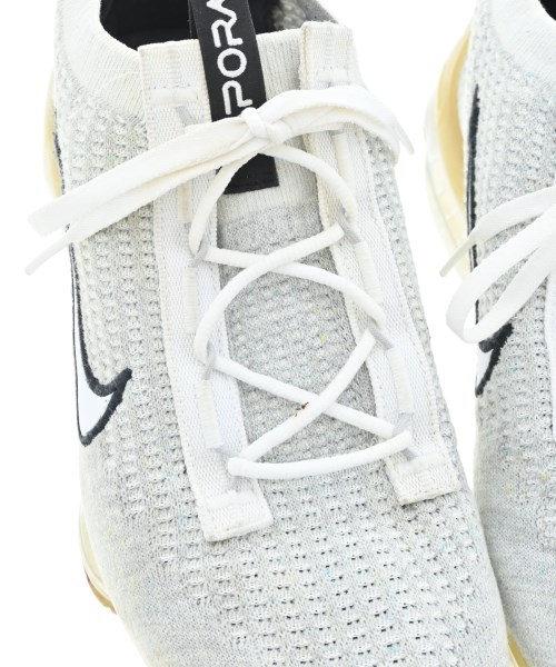 NIKE（ナイキ）スニーカー グレー サイズ:28cm メンズ/2200640540012