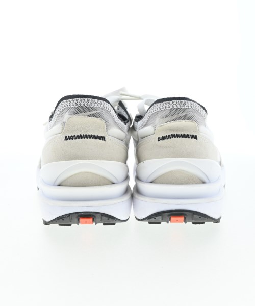 NIKE（ナイキ）スニーカー 白 サイズ:25cm レディース/2200642270092