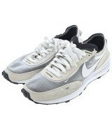 NIKE（ナイキ）スニーカー 白 サイズ:25cm レディース/2200642270092