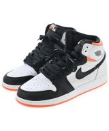 NIKE スニーカー