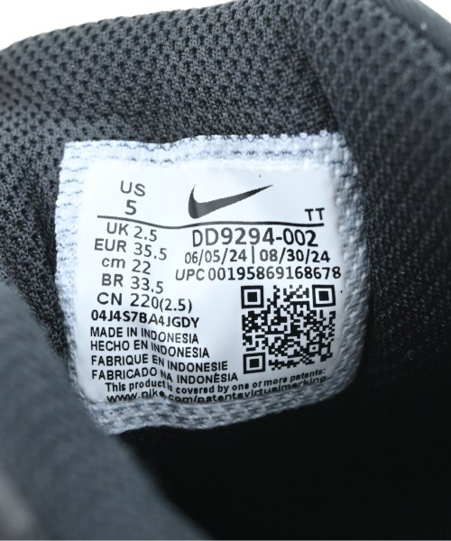 NIKE（ナイキ）スニーカー 黒 サイズ:22cm メンズ/2200653210087