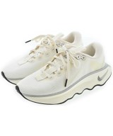 NIKE スニーカー