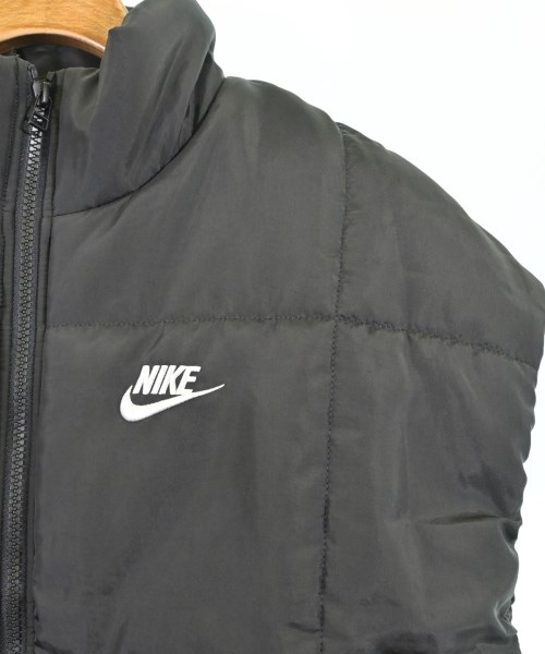 NIKE（ナイキ）ダウンジャケット/ダウンベスト 黒 サイズ:M レディース/2200699010030