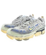 NIKE スニーカー