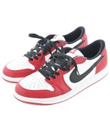 NIKE スニーカー