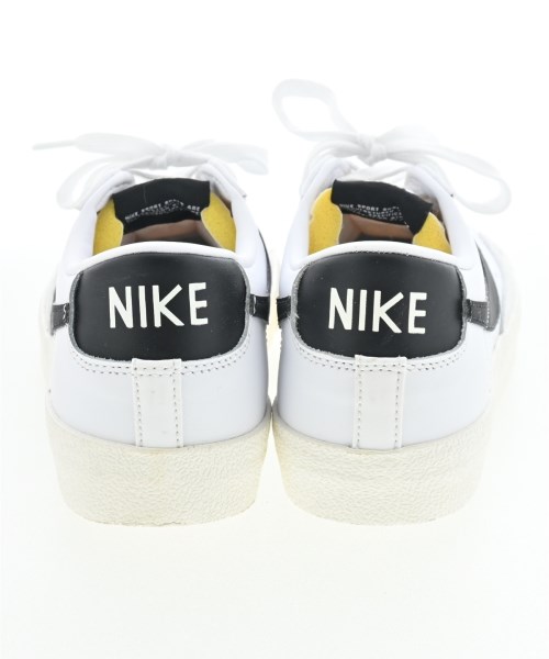 NIKE（ナイキ）スニーカー 白 サイズ:26cm レディース/2200699861083