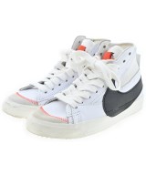 NIKE スニーカー