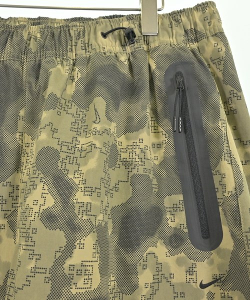 NIKE（ナイキ）その他 カーキ サイズ:XL メンズ/2200704767027