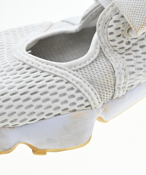 NIKE（ナイキ）サンダル 白 サイズ:25cm レディース/2200701900038